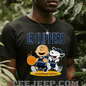 LA Clippers X Charlie Brown And Snoopy Playing Basketball Shirt LA Clippers X Charlie Brown And Snoopy Playing Basketball Shirt