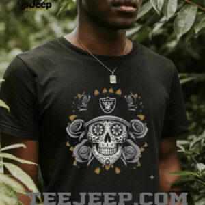 Las Vesgas Raiders Skull Cap & Roses T Shirt