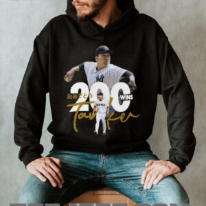 MLB New York Yankees Masahiro Tanaka 200 Wins Celebration 2025 T Shirt