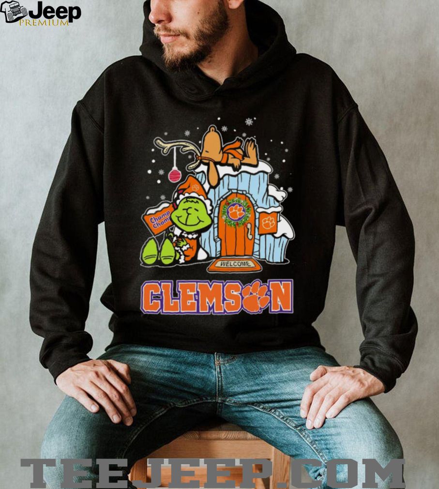 Clemson Tigers Grinch and Snoopy Nuts Welcome Christmas T Shirt Clemson Tigers Grinch and Snoopy Nuts Welcome Christmas T Shirt