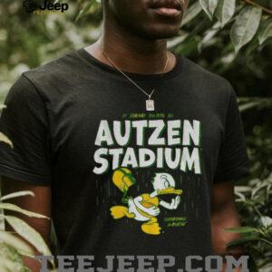 Oregon Ducks it never rains in autzen stadium shirt