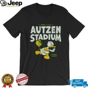 Oregon Ducks it never rains in autzen stadium shirt