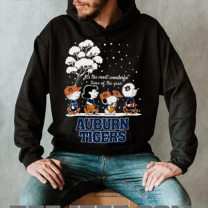 Peanuts Auburn Tigers Winter It's The Most Wonderful Time Of The Year T Shirt
