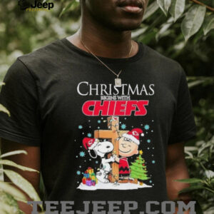 Peanuts Snoopy and Charlie Brown Christmas begins with Kansas City Chiefs shirt