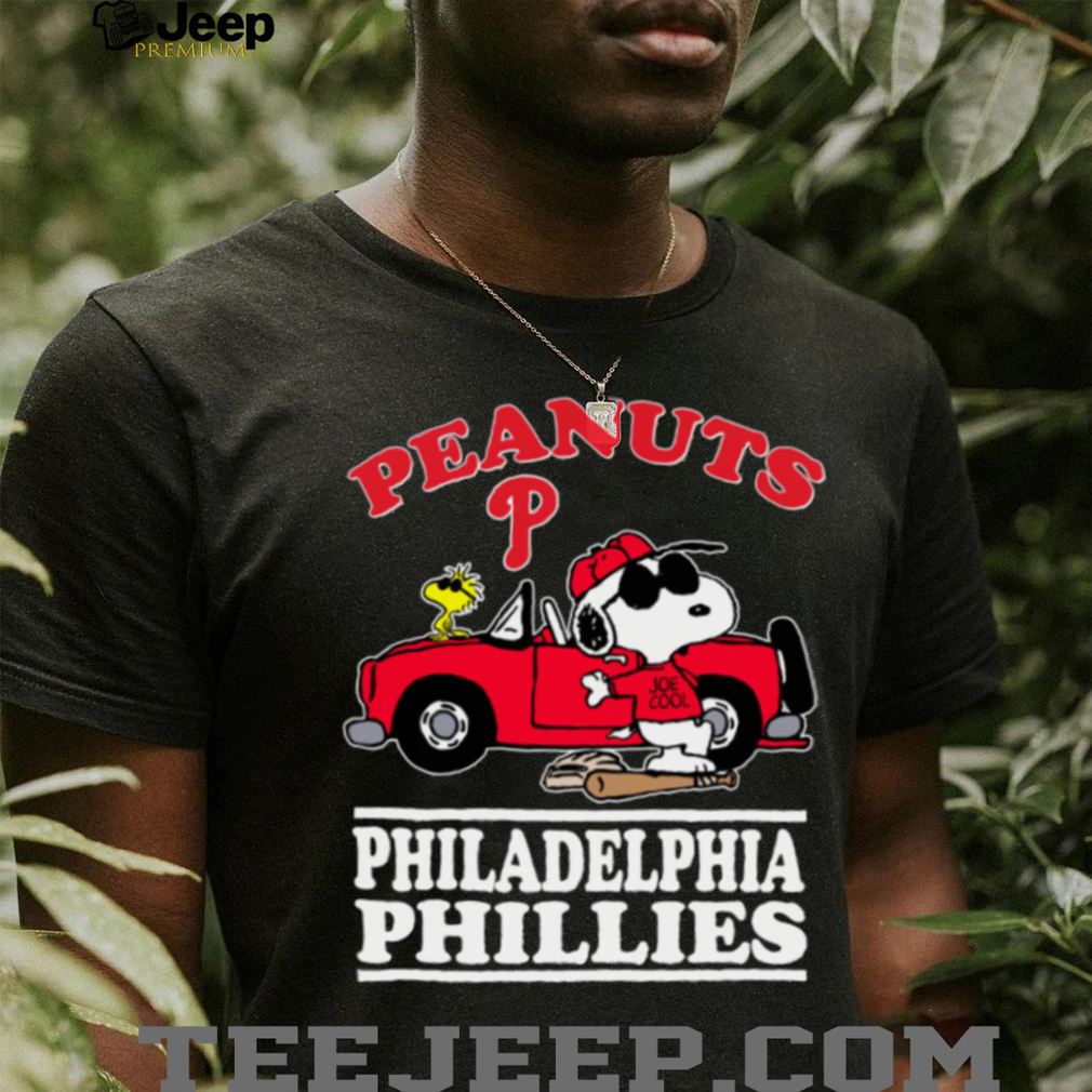 Philadelphia Phillies Snoopy Peanuts Car Baseball T Shirt Philadelphia Phillies Snoopy Peanuts Car Baseball T Shirt