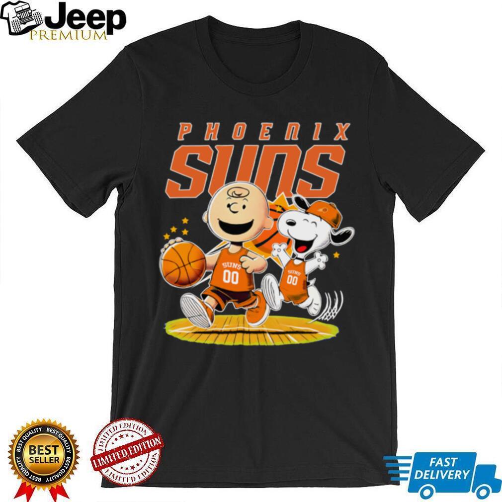 Phoenix Suns X Charlie Brown And Snoopy Playing Basketball Shirt Phoenix Suns X Charlie Brown And Snoopy Playing Basketball Shirt