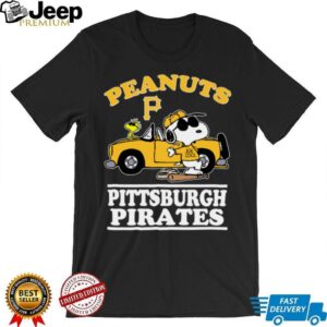 Pittsburgh Pirates Snoopy Peanuts Car Baseball T Shirt