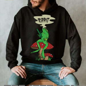 Retro Rippit Frog On Toadstool Chill Shirt