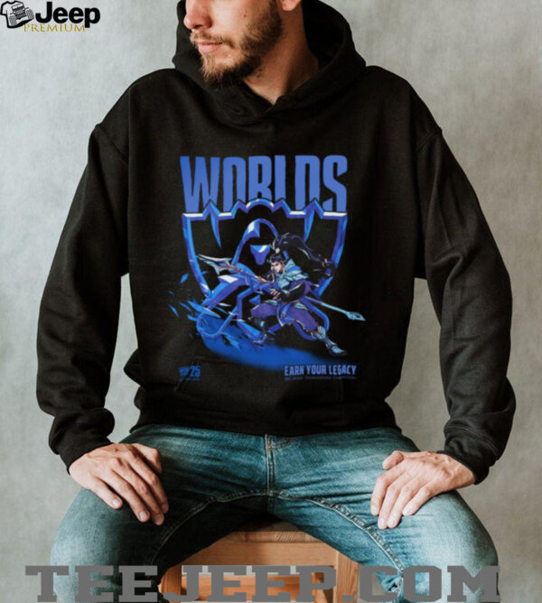 Riot Games Shop Xin Zhao des Worlds 2025 Shirt