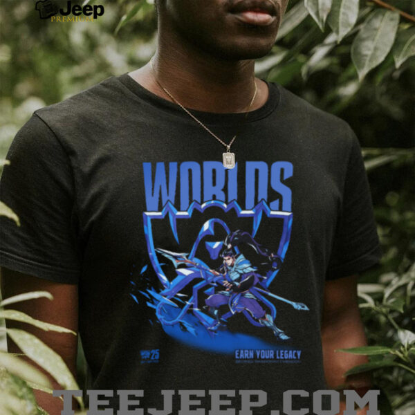 Riot Games Shop Xin Zhao des Worlds 2025 Shirt