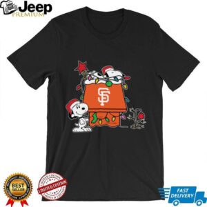 San Francisco Giants Christmas Snoopy Doghouse T Shirt