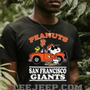 San Francisco Giants Snoopy Peanuts Car Baseball T Shirt