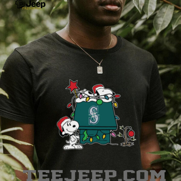 Seattle Mariners Christmas Snoopy Doghouse T Shirt