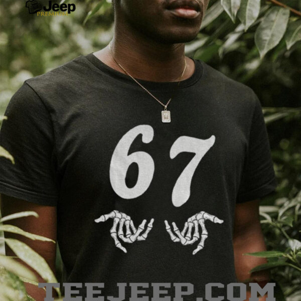 Six Seven 6 7 meme skeleton hand spooky season shirt