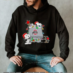 Snoopy Ohio State Buckeyes Christmas Shirt 2025 Holiday Football Gift Tee