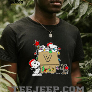 Snoopy Vanderbilt Commodores Christmas Shirt 2025 Holiday Football Gift Tee