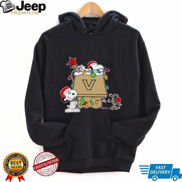 Snoopy Vanderbilt Commodores Christmas Shirt 2025 Holiday Football Gift Tee