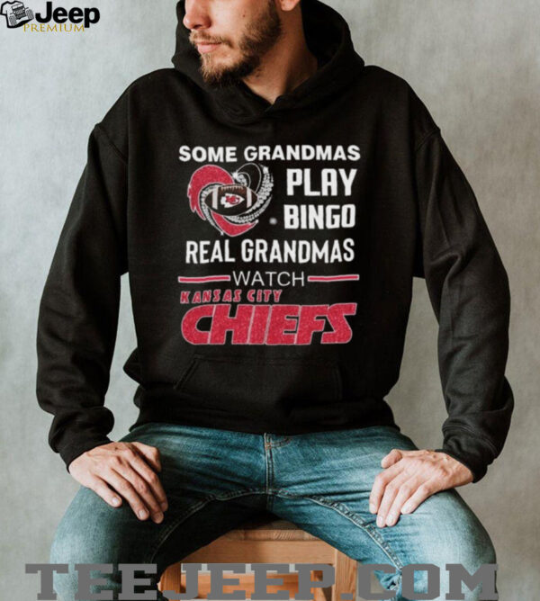 Some Grandmas Play Bingo Real Grandmas Watch Kansas City Chiefs Diamond Heart 2025 T shirt