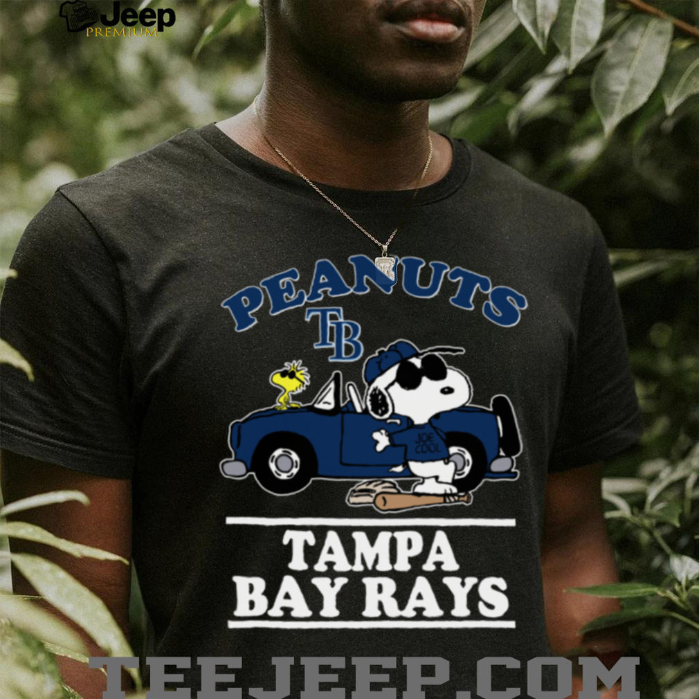 Tampa Bay Rays Snoopy Peanuts Car Baseball T Shirt Tampa Bay Rays Snoopy Peanuts Car Baseball T Shirt