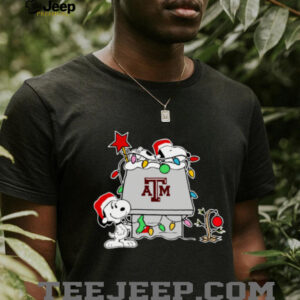 Texas A&M Aggies Football Snoopy Christmas Holiday 2025 T Shirt