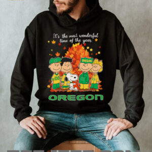 The Peanuts Character Oregon Ducks It’S The Most Wonderful Time Of The Year T Shirt