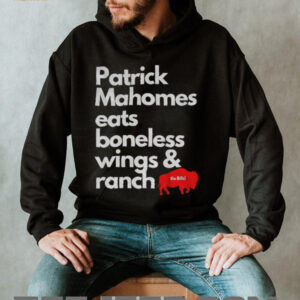 Buffalo Bills Patrick Mahomes eats boneless wings and ranch Bills Mafia Football 2025 shirt