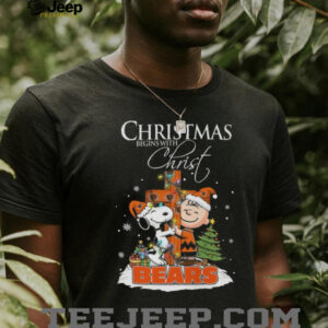 Chicago Bears Snoopy Begins With Christ And Friends Peanuts Christmas Shirt