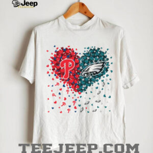 Eagles & Phillies Fan Love tee