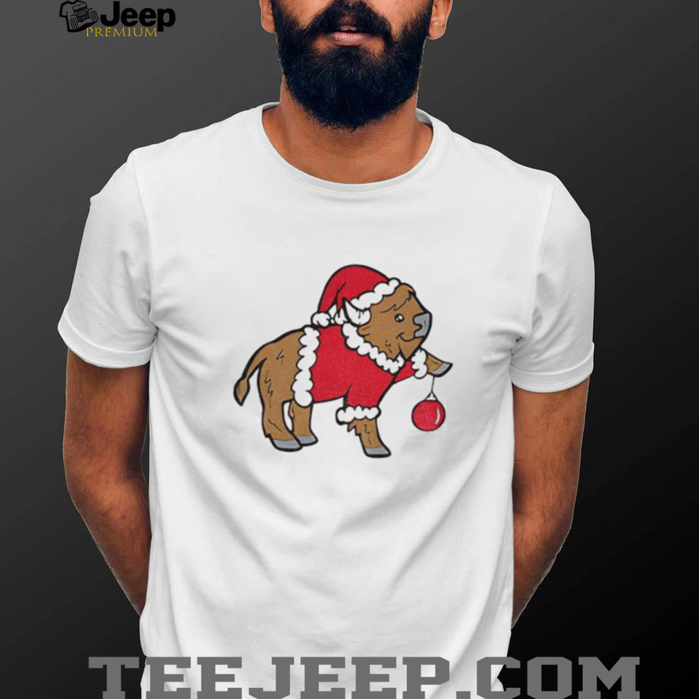 Funny Buffalo holding Christmas bauble Buffalo Bills NFL Football 2025 Christmas shirt Funny Buffalo holding Christmas bauble Buffalo Bills NFL Football 2025 Christmas shirt