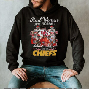 Kansas City Chiefs Real Women Love Football Smart Women Love The Chiefs Signatures T shirt