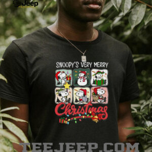 Peanuts Snoopy & Friends Snoopy's Very Merry Christmas Graphic T Shirt