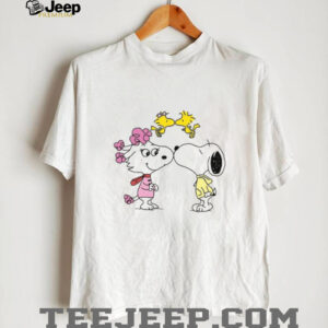 Peanuts Snoopy and Fifi Kiss Valentine T Shirt