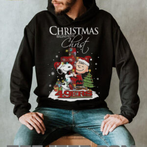 San Francisco 49ers Snoopy Begins With Christ And Friends Peanuts Christmas Shirt