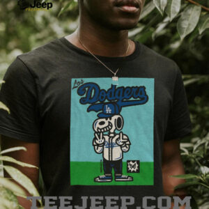 Snoopy Los Angeles Dodgers peace hands MLB Baseball World Series 2025 shirt