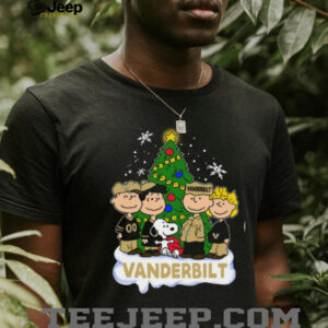 Vaderbilt Peanuts Snoopy and Friends Christmas Shirt