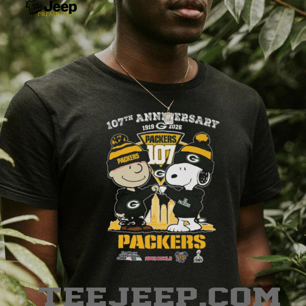 Charlie Brown & Snoopy Green Bay Packers 107th Anniversary Super Bowl T Shirt Charlie Brown & Snoopy Green Bay Packers 107th Anniversary Super Bowl T Shirt