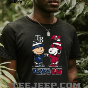 Charlie Brown & Snoopy Tampa Bay Rays x Tampa Bay Buccaneers Fan T Shirt
