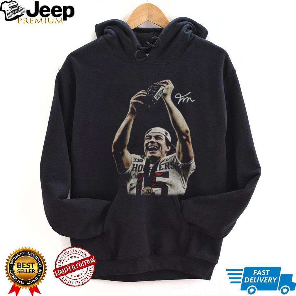 Fernando Mendoza MVP Vintage Heisman graphic signature shirt Fernando Mendoza MVP Vintage Heisman graphic signature shirt