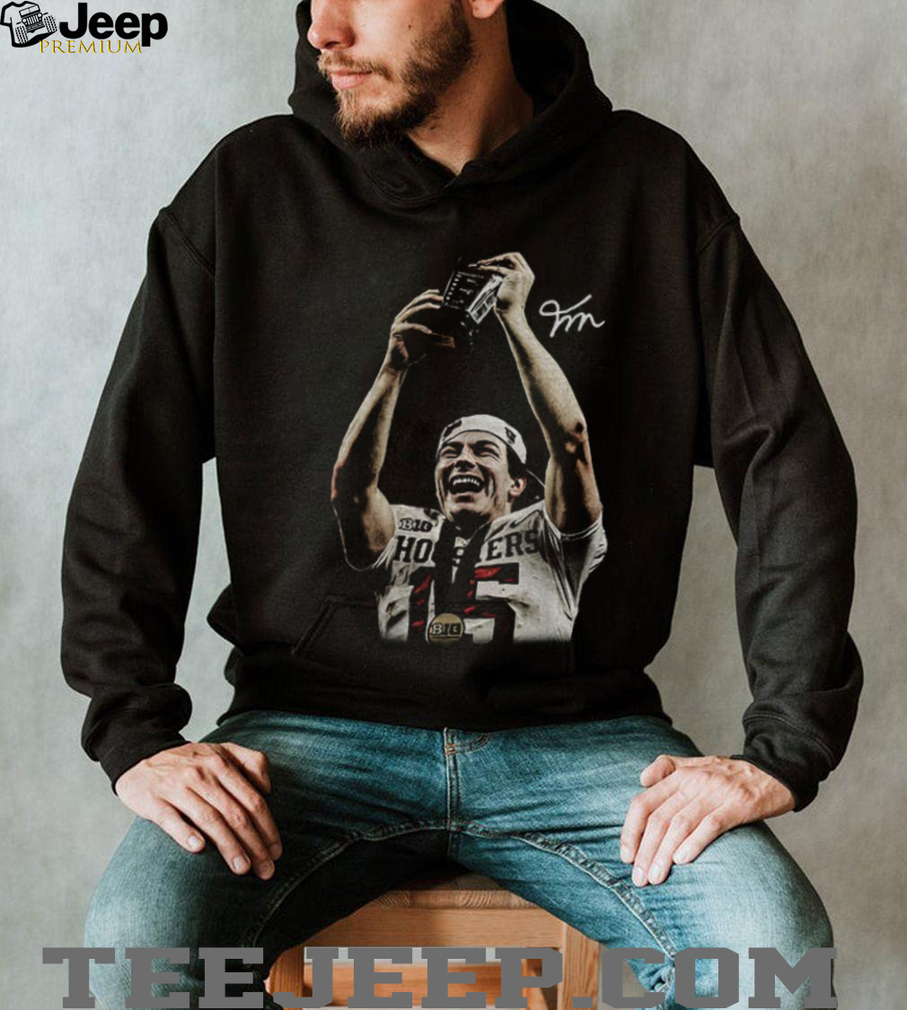 Fernando Mendoza MVP Vintage Heisman graphic signature shirt Fernando Mendoza MVP Vintage Heisman graphic signature shirt