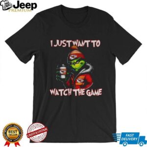 Kansas City Chiefs Grinch I just want to watch the game Christmas shirt Kansas City Chiefs Grinch I just want to watch the game Christmas shirt