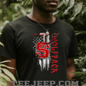 NC State Wolfpack Distressed American Flag T Shirt