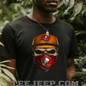 NFL Buccaneers Pirate Skull Collectible T Shirt
