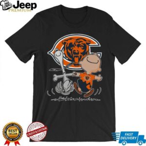 Official NFL Charlie Brown and Snoopy Chicago Bears Shirt Official NFL Charlie Brown and Snoopy Chicago Bears Shirt