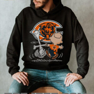 Official NFL Charlie Brown and Snoopy Chicago Bears Shirt