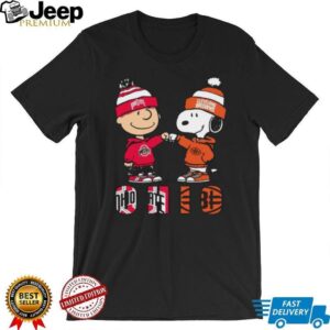 Ohio State Buckeyes & Cleveland Browns Peanuts Snoopy & Charlie Brown Fist Bump T Shirt