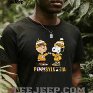 Peanuts Gang Steelers & Penguins Christmas T Shirt