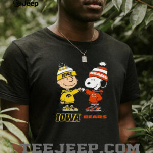Peanuts Iowa Hawkeyes & Chicago Bears Fist Bump T Shirt