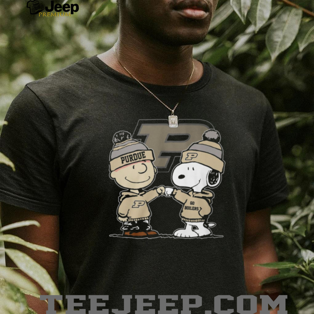 Purdue Boilermakers Snoopy & Charlie Brown Fist Bump T Shirt Purdue Boilermakers Snoopy & Charlie Brown Fist Bump T Shirt
