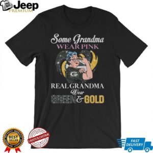 Real Grandma Wears Green & Gold Football Fan Shirt Real Grandma Wears Green & Gold Football Fan Shirt