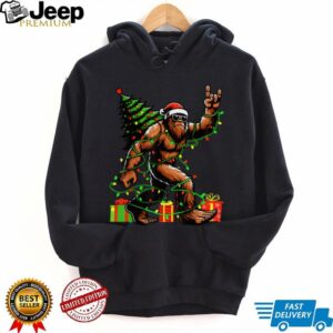Santa Bigfoot Christmas Tree Xmas Lights Funny Sasquatch T Shirt